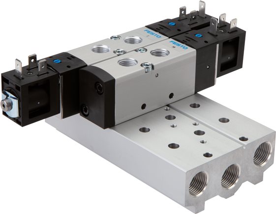 Zgleden uprizoritev: Multiple connection plate for 5/2-way valves